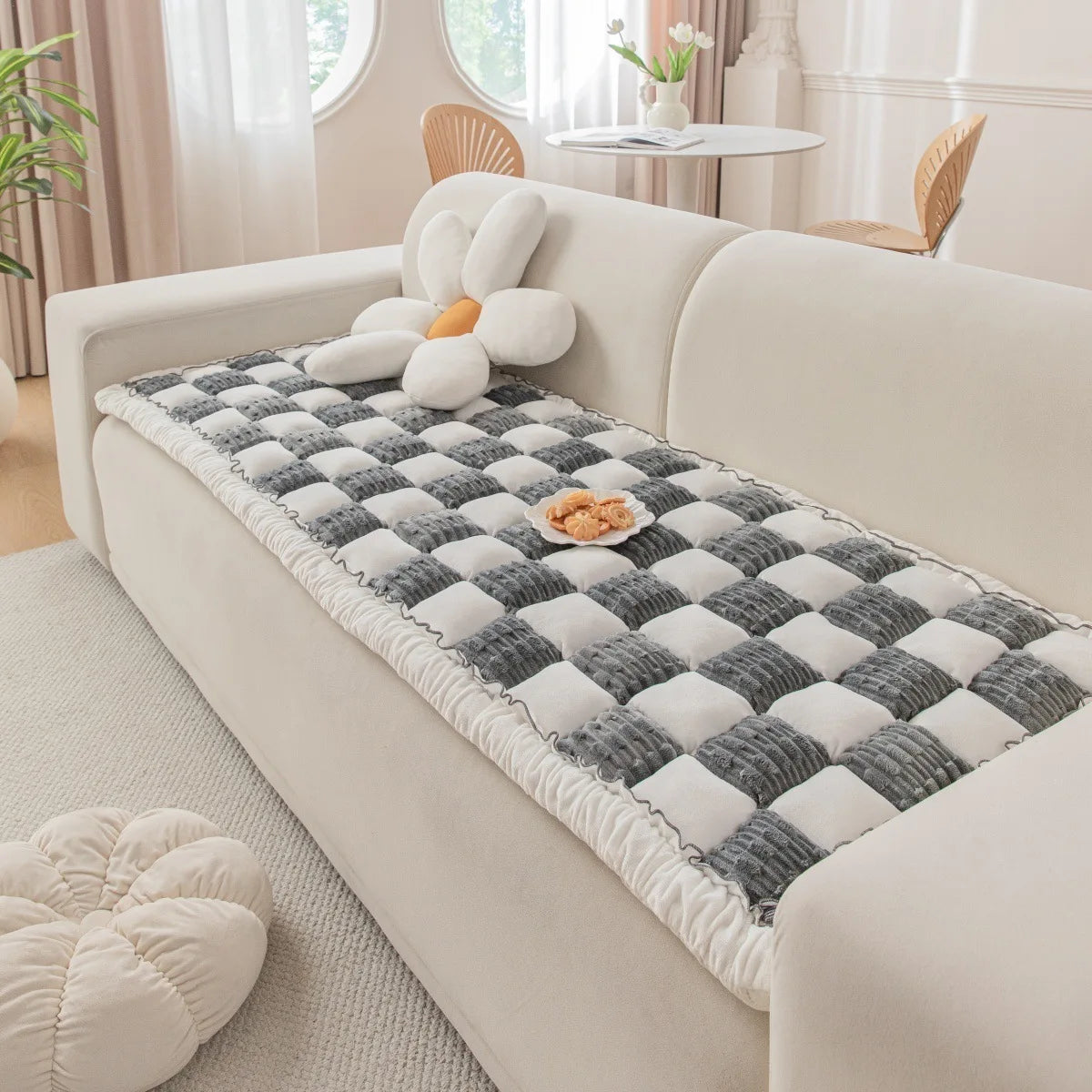 CozyQuilt Flannel Cushion