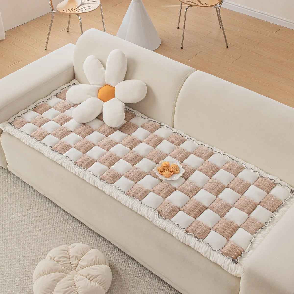CozyQuilt Flannel Cushion