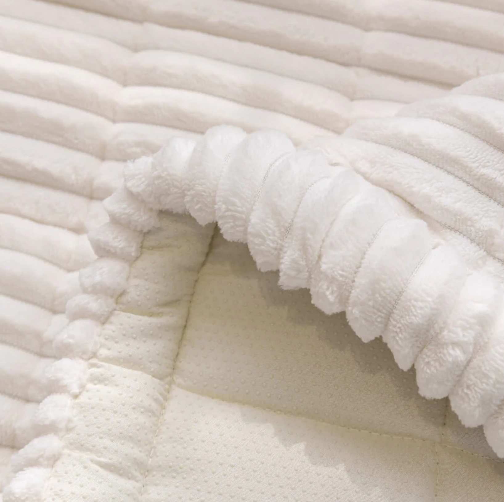 WarmStripe Quilted Sofa Pad