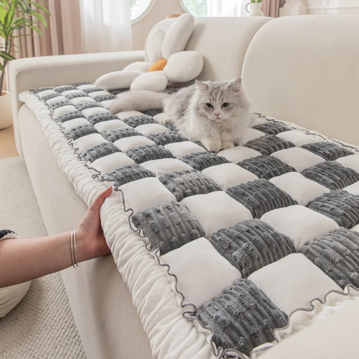 CozyQuilt Flannel Cushion